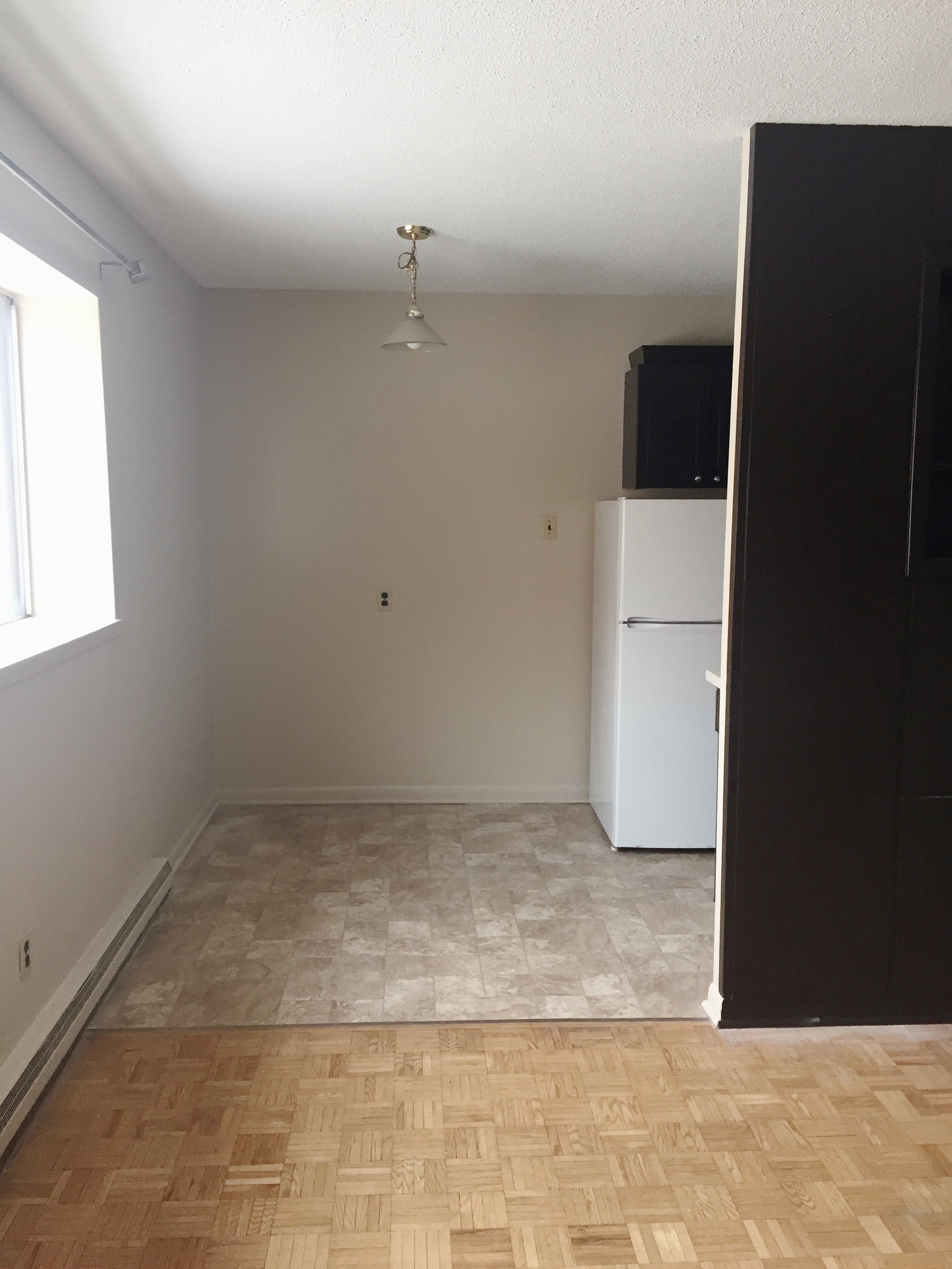 2 BR Apartment for Rent in Winnipeg at 45 Clayton Dr. Located in St. Vital Affordable